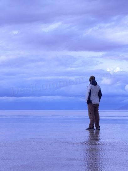Alone. This picture was submitted by Surinder(Gora). HTML Code for Orkut, 