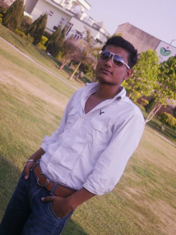 Preet bhouria Picture