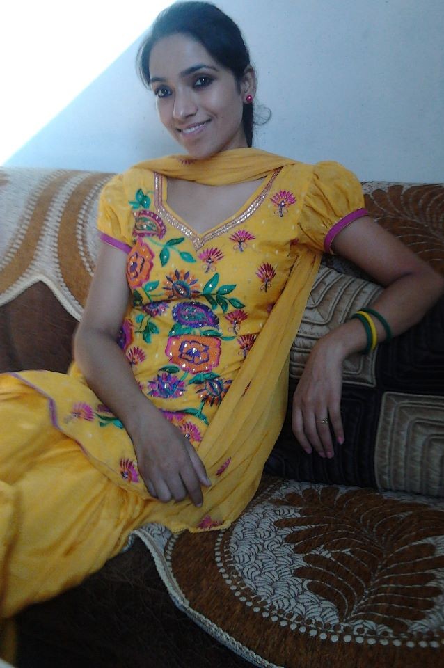 Pjot in Punjabi Suit Pjot in Punjabi Suit