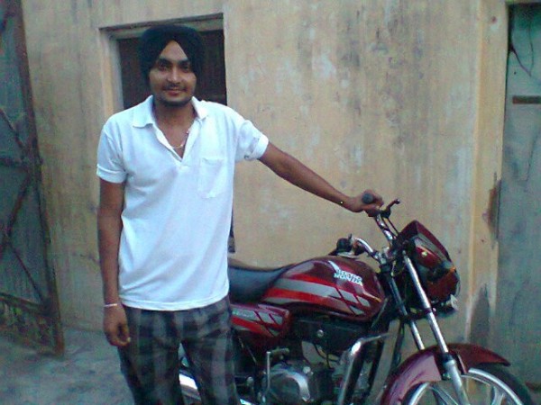 Gora Dholaniaa