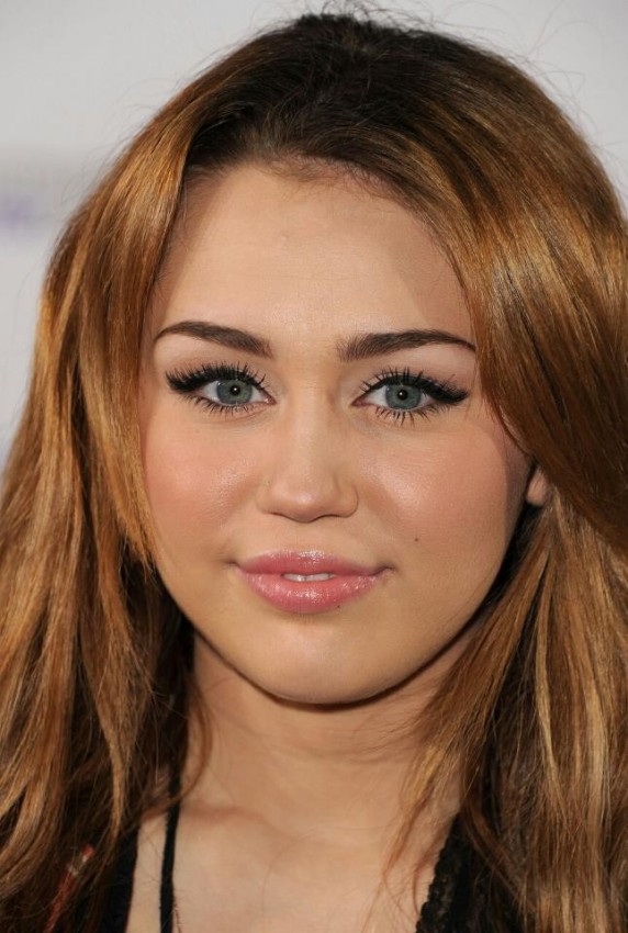 Hollywood Singer & Actress Miley Cyrus