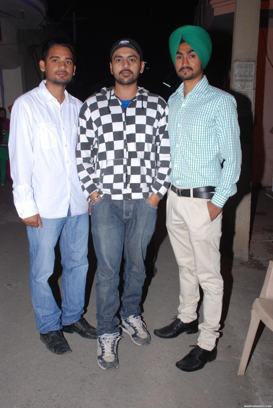 Shamsher with Friends