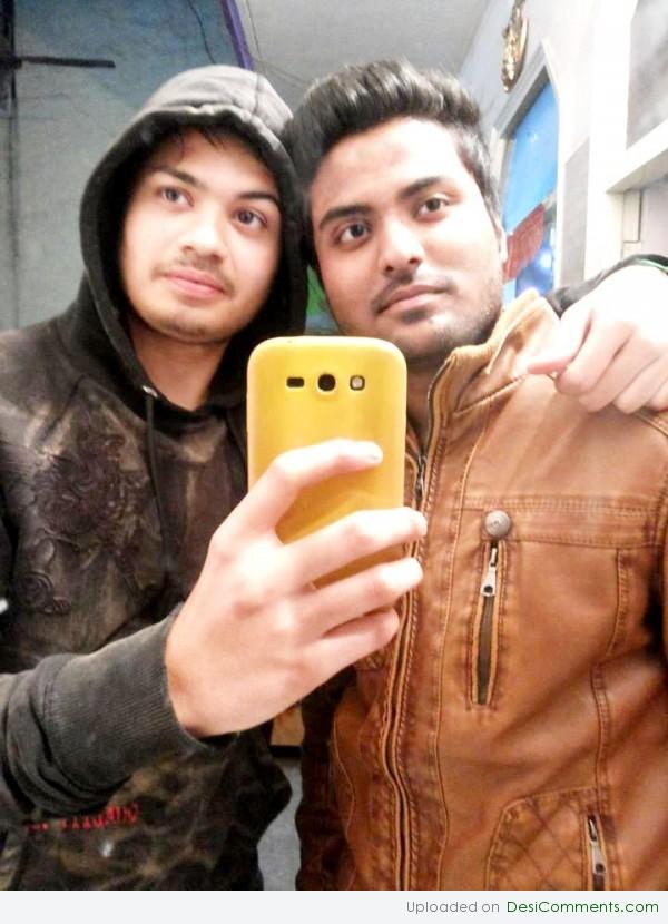 Ajay mattu with his friend