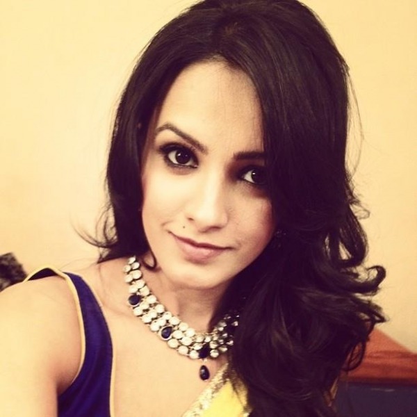 Anita Hassanandani Looking Great