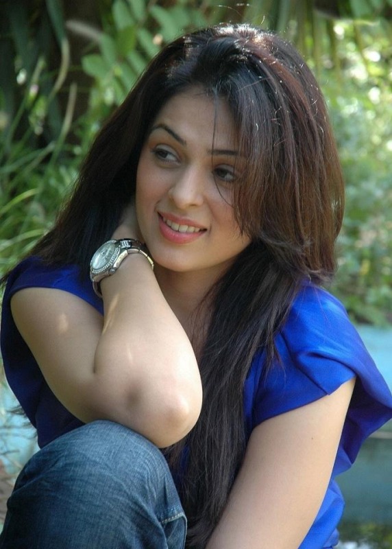 Anjana Sukhani Looking Gorgeous