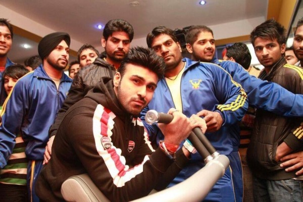 Arya Babbar At Gym