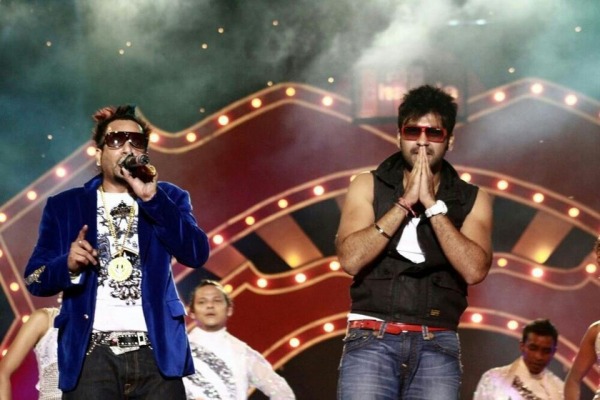 Arya Babbar With Jazzy B