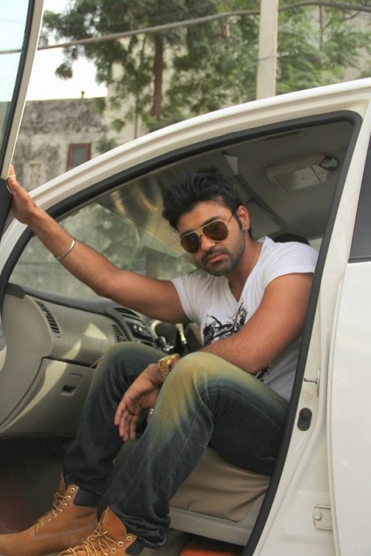 Arya Babbar