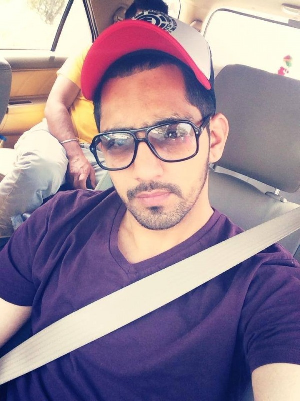 Babbal Rai In Car