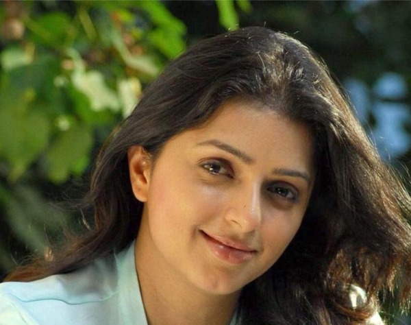 Bhumika Chawla Close Up