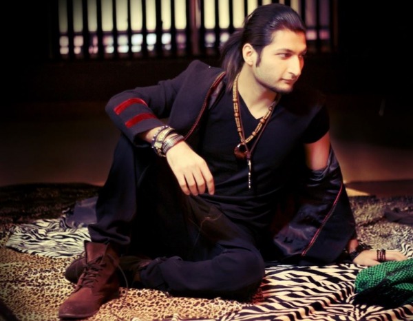 Bilal Saeed Looking Awesome