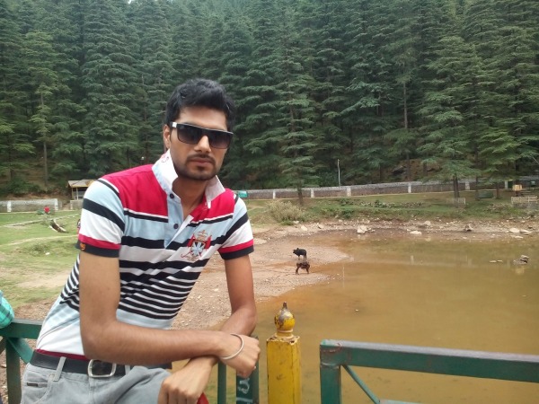 Manish Gautam (Gomzi)