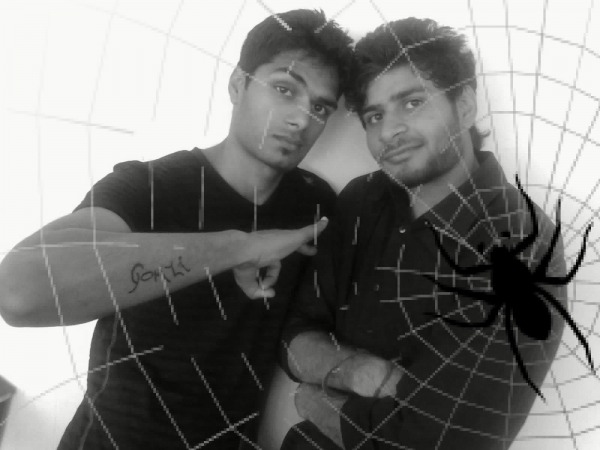 Manish Gautam (Gomzi)