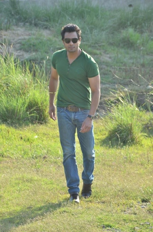 Dev Kharoud In Green T-Shirt