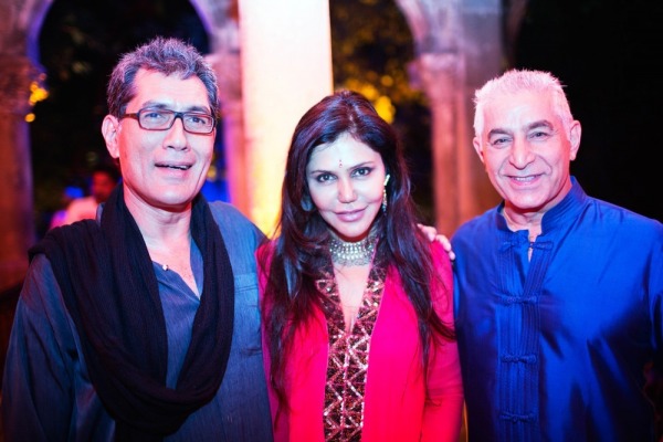 Dilip Tahil On Right Side In Blue Kurta