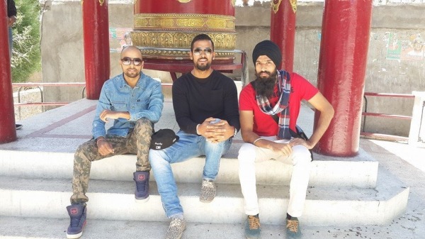 Garry Sandhu In Middle