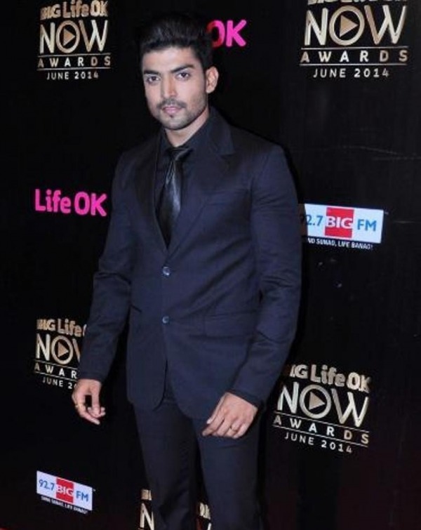 Gurmeet Chaudhary at Life OK Now awards