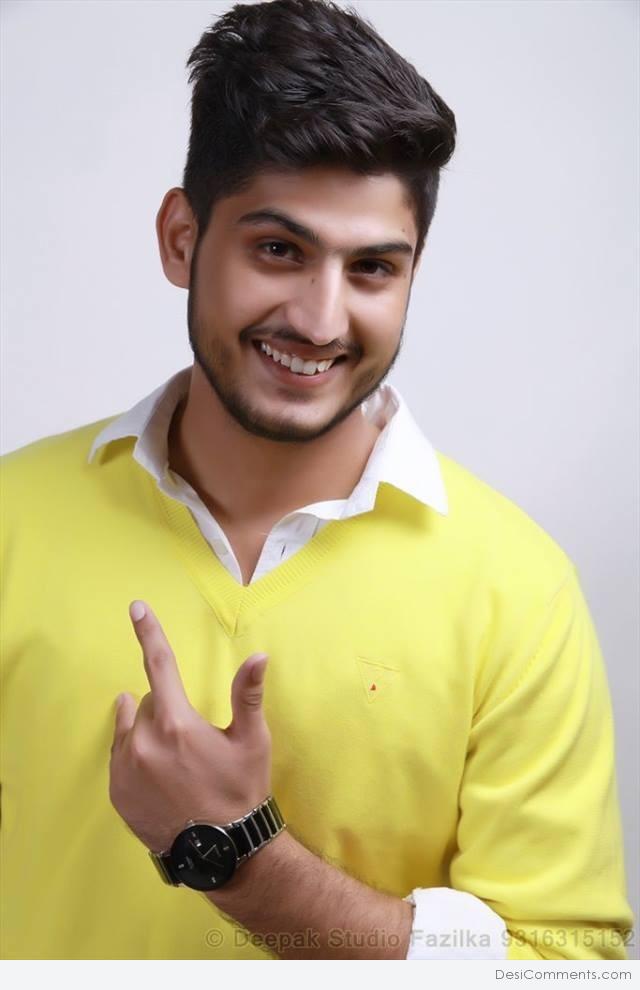 Gurnam Bhullar Smiling - DesiComments.com Gurnam Bhullar Smiling - DesiComments.com