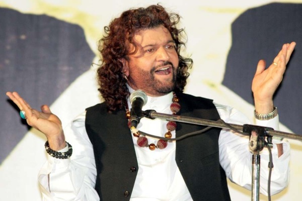 Hans Raj Hans In White Kurta