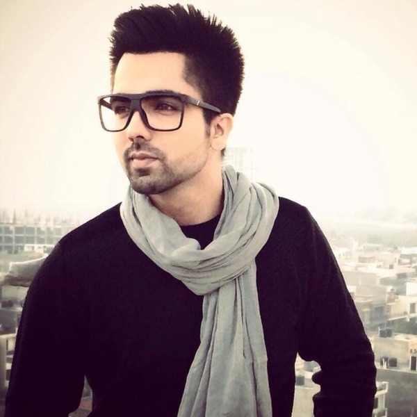 Hardy Sandhu Looking Smart