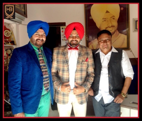 Harinder Bhullar In Middle