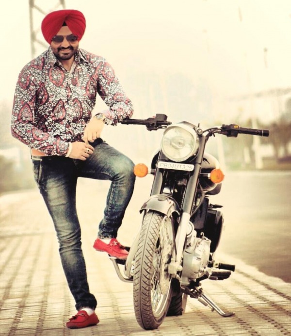 Harinder Bhullar Looking Nice