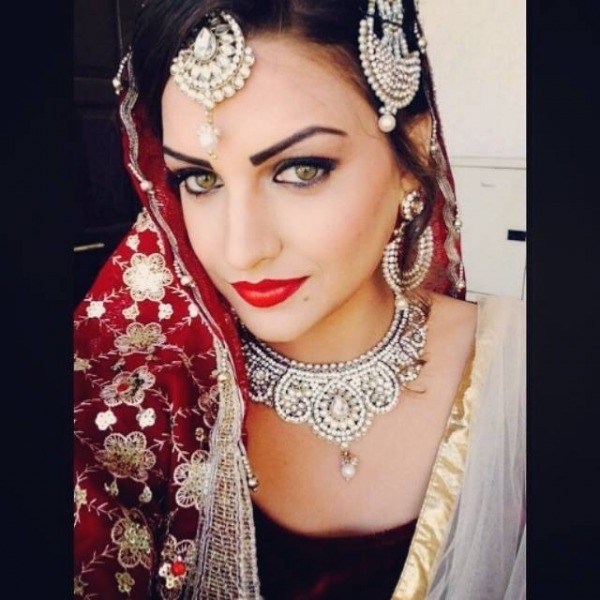 Beautiful Eyes Of Himanshi Khurana