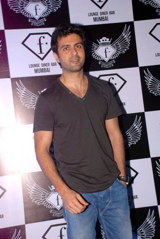 Harman Baweja Looking Good