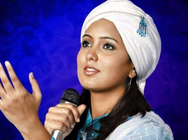 Harshdeep Kaur Looking Beautiful