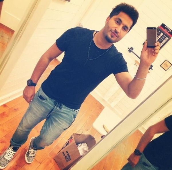 Jassi Gill In Black T-Shirt