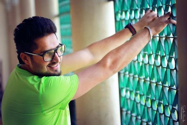 Jassi Gill In Green T-Shirt Picture