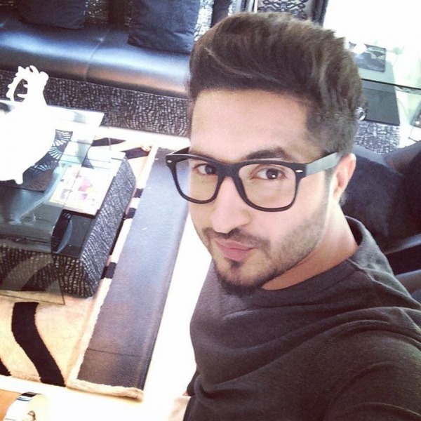 Jassi Gill Selfie