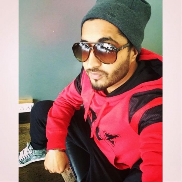 Jassi Gill Wearing Winter Cap