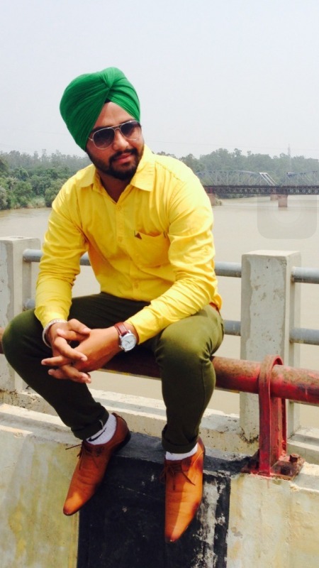 Ave ta ni loki sadi tour tak k te.  Kehnde SARDAR JI...