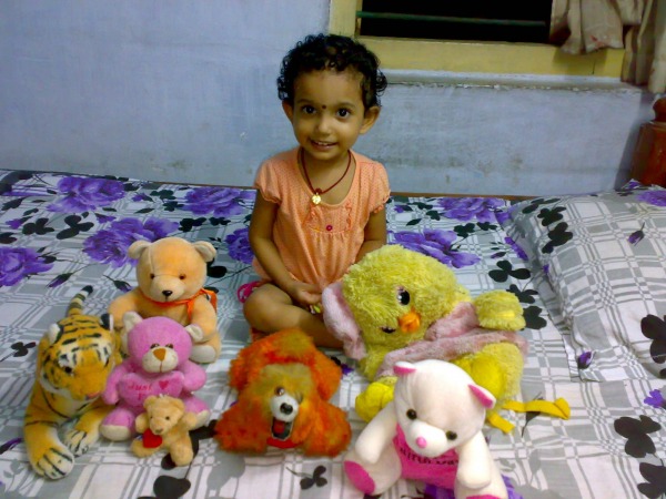 Chhutki with dolls