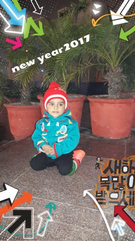 Cute Baby Wishing You Happy New Year
