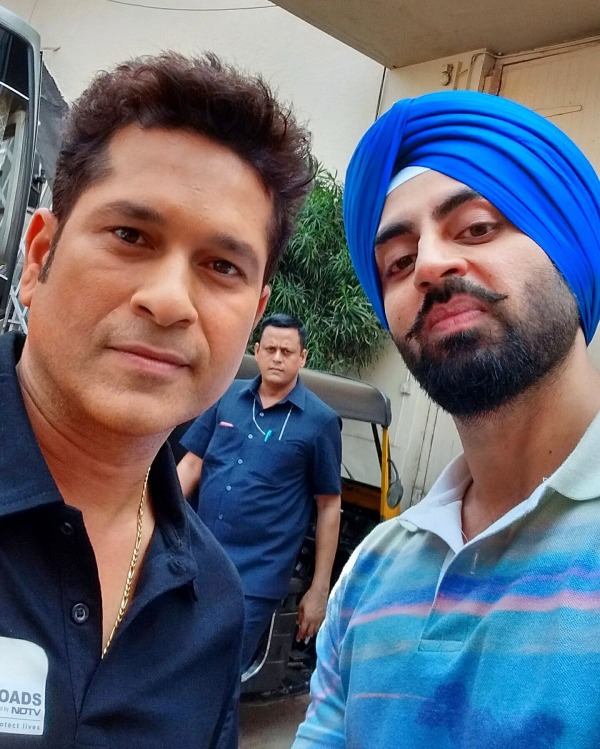 Sikh Actor Model Simarjeet Nagra with Sachin Tendulkar
