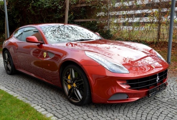 Ferrari FF