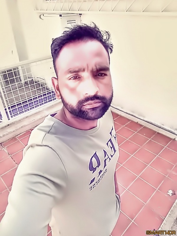 Vikas Rana Taking Selfie