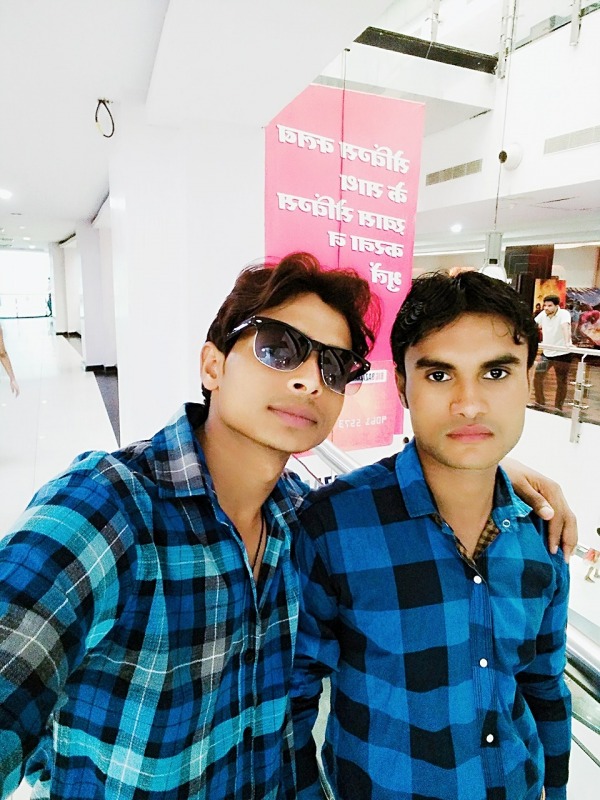 Tasleem Khan