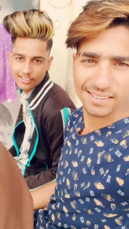 Monu Mansuri With His Friend