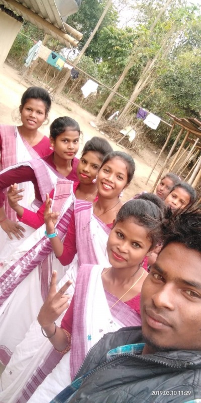 Anita Horo With Her Friends