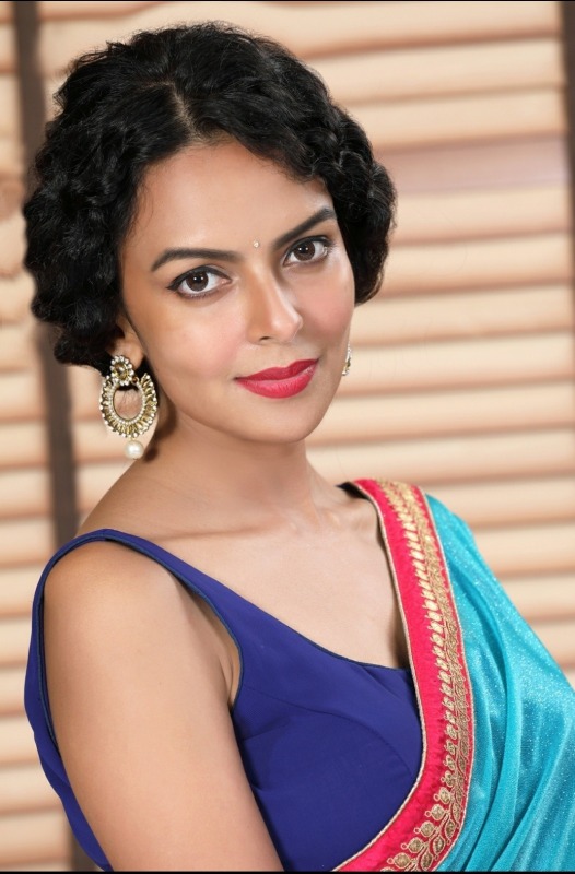 Bidita Bag In Saree