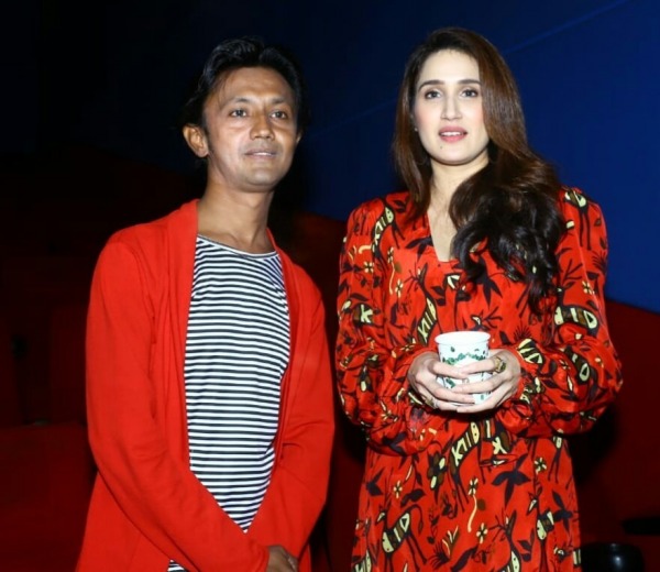 Film Actress Sagarika Ghatge And Javed Shah Khajrana