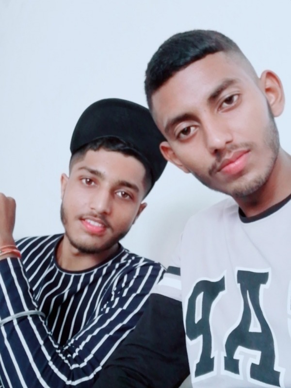 Sourav Ranipuriya With His Friend