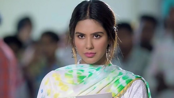 Sonam Bajwa Picture