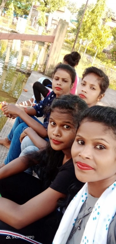 Image Of Ajit Lugun With Friends