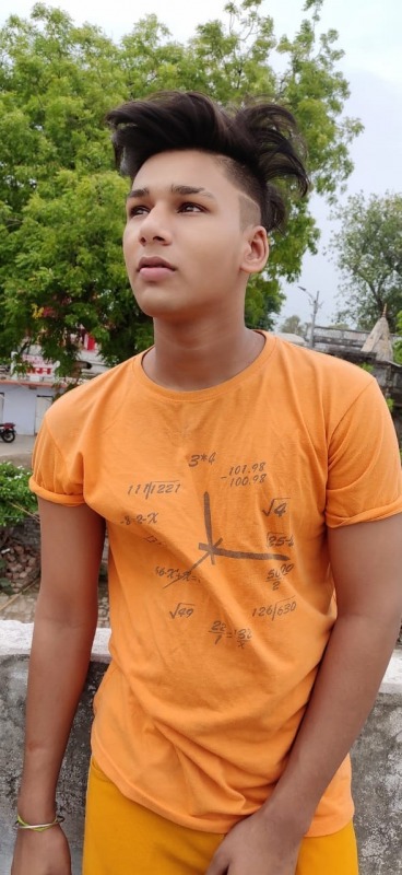 Pic Of Aakash Giri Barabanki