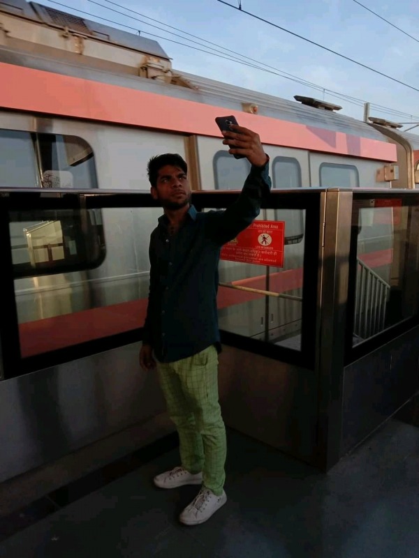 Himanshu Jatav Taking Selfie