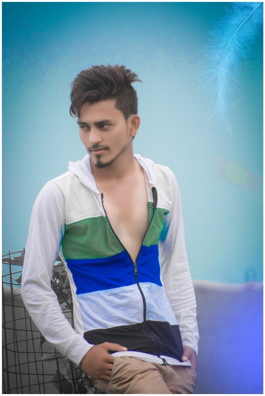 Prankstar Dheeraj Giving Pose